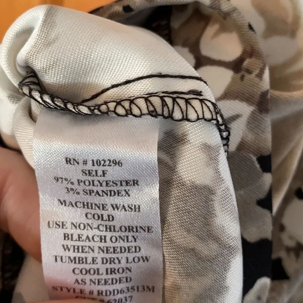 Floral Dress - Picture 3 of 3